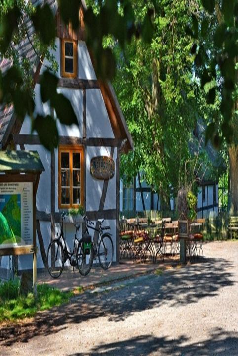 Meyers Hausstelle - Waldcafé & Restaurant mit Biergarten Rostocker Heide